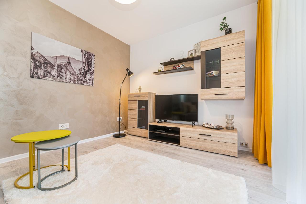 Rentforcomfort Apartment Ella 2 Brașov Exterior foto